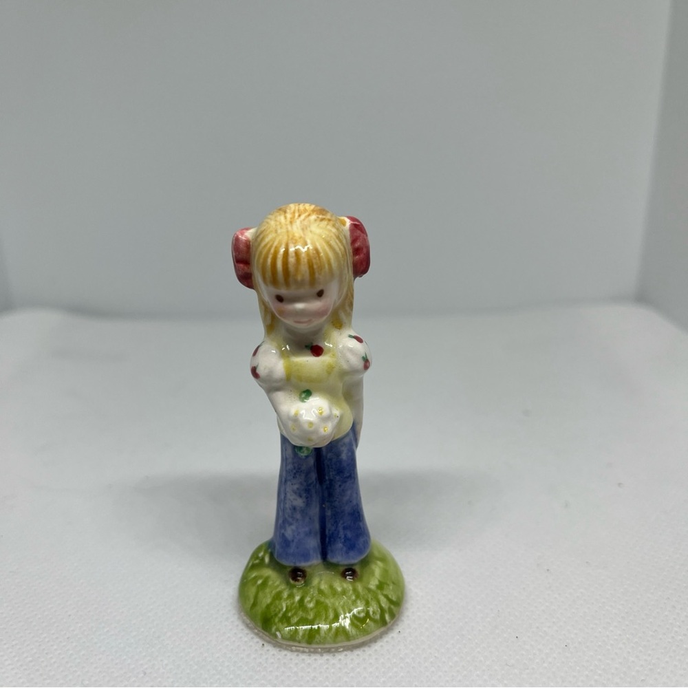 VTG 1975 Schmid Panda Prints Little Girl Blonde Pink Bow- Japan